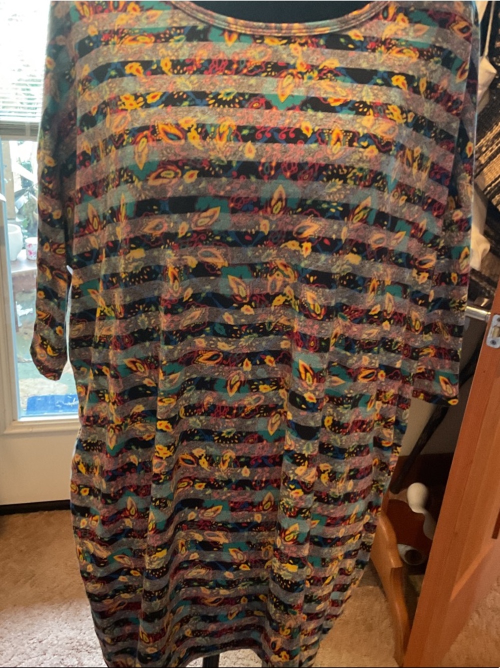 BOHEMIAN VINTAGE LULA ROE COLORFUL T SHIRT MINI DRESS. SIZE MEDIUM.NEW W/O TAG